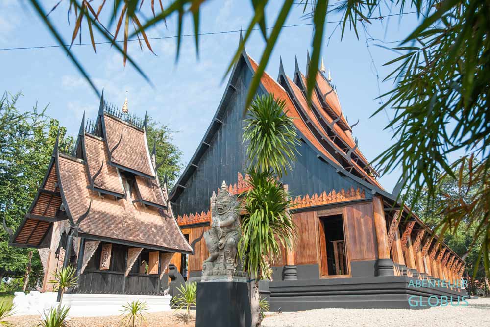 Gebäude im Baan Dam Museum in der Umgebung von Chiang Rai