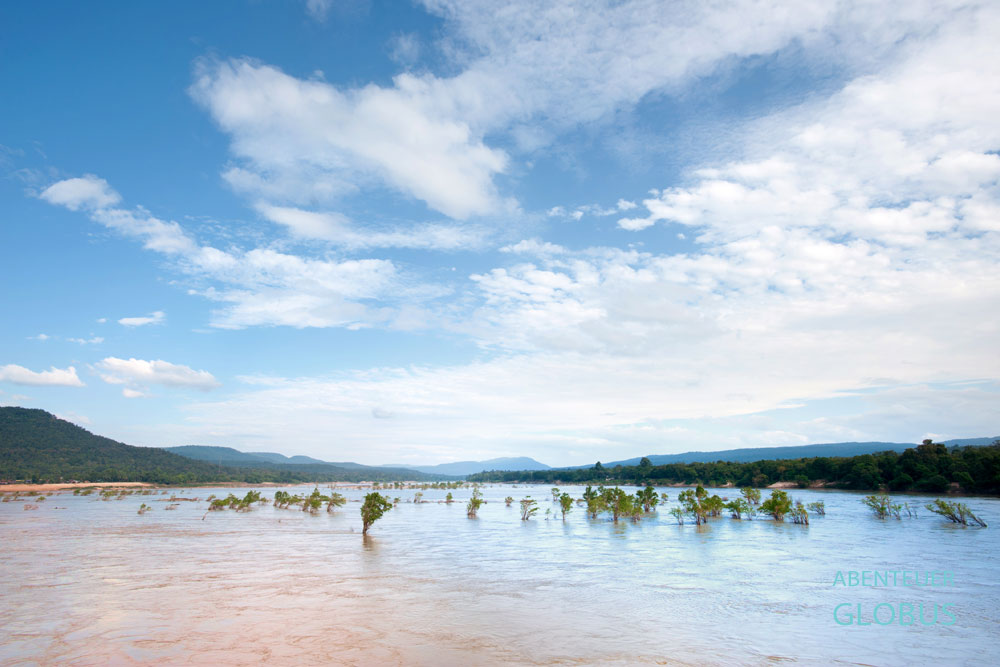 Khong Chiam am Two Color River. Hier mündet der blaue Mun Fluss in den braunen Mekong.