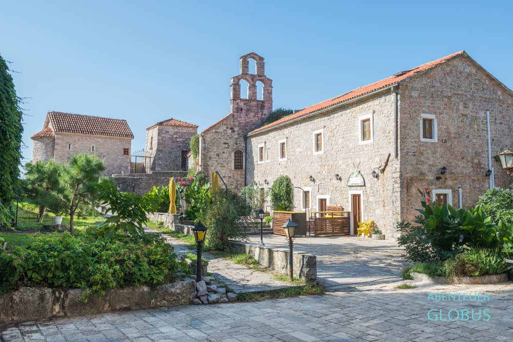 Altstadt von Budva: Kirchen Sveti Marija und Sveti Sava