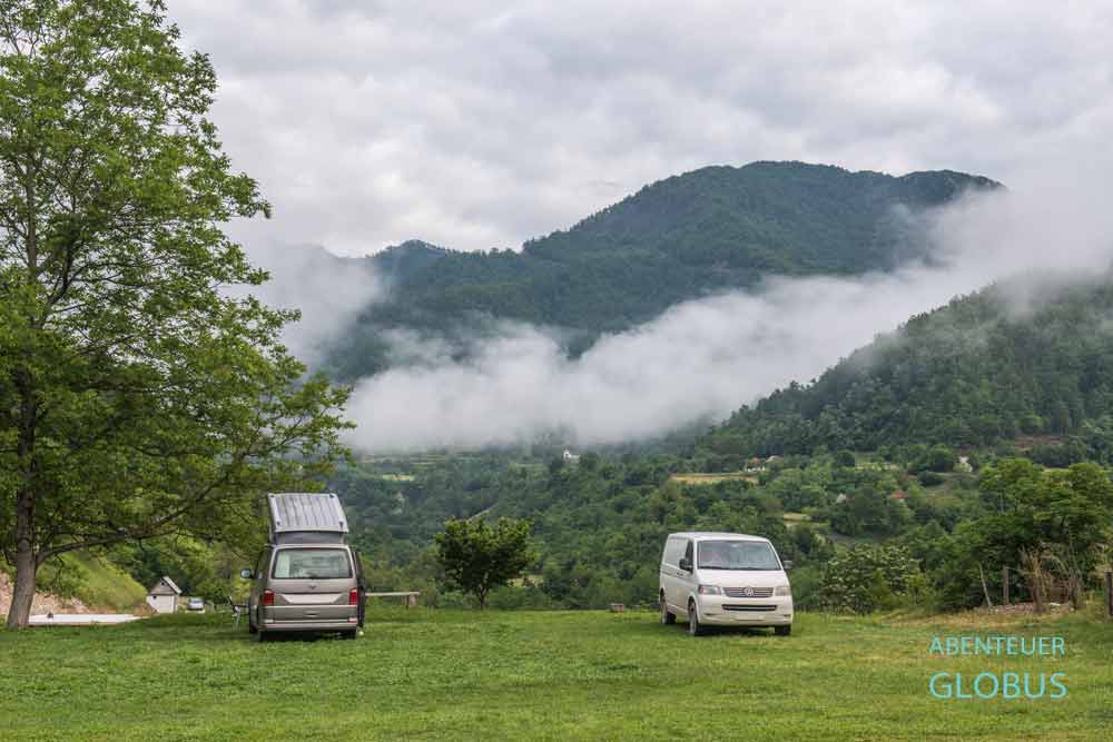 Zwischen Moraca Schlucht und Mrvica Canyon: Campingplatz Kuca Rajo Radovic Kamp