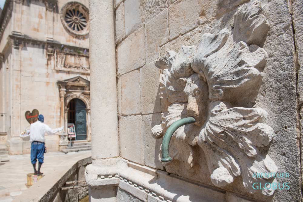 Altstadt von Dubrovnik: Detail am Onofrio-Brunnen