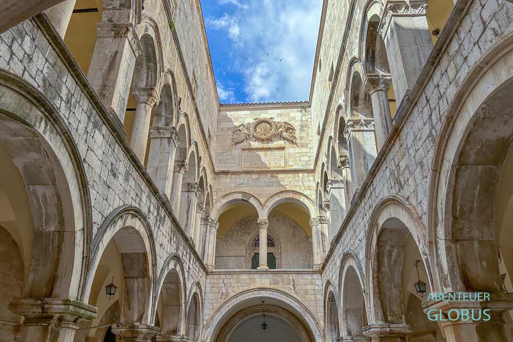 Sponza Palast in der Altstadt von Dubrovnik