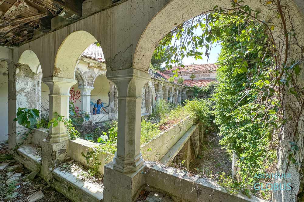 Lost Place bei Dubrovnik: Grand Hotel Kupari