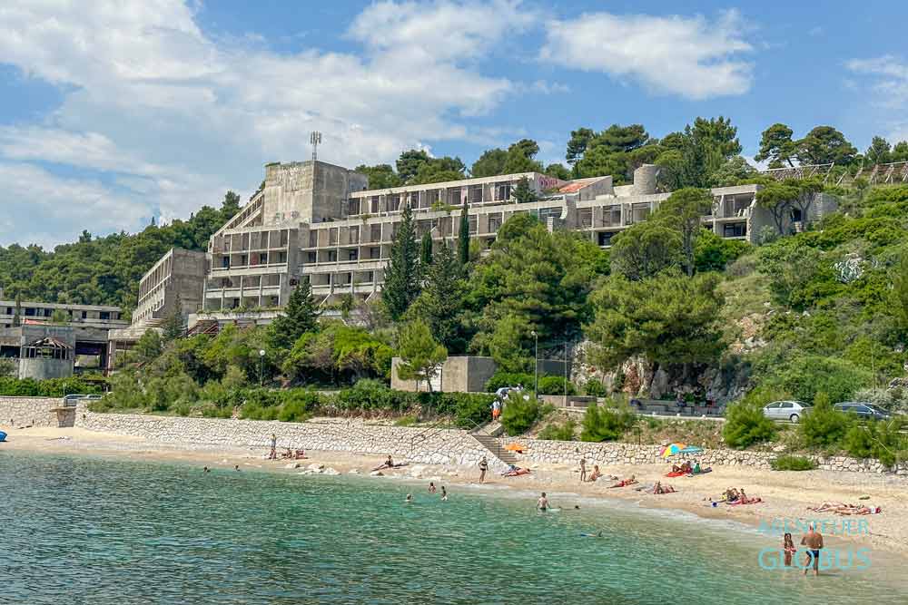 Lost Place bei Dubrovnik: Hotel Goricina am Strand Plaza Kupari