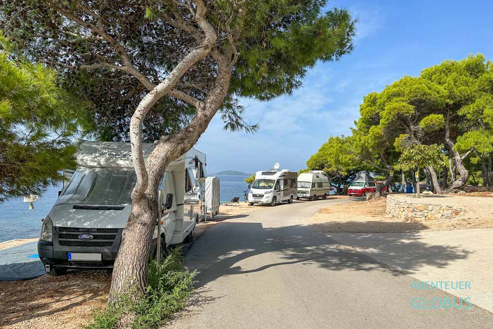 Insel Murter: Campingplatz Camp Slanica am Strand Slanica