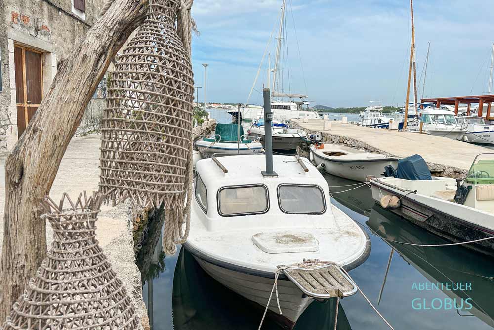 Insel Murter, Ort Murter: Hafen und Pier 