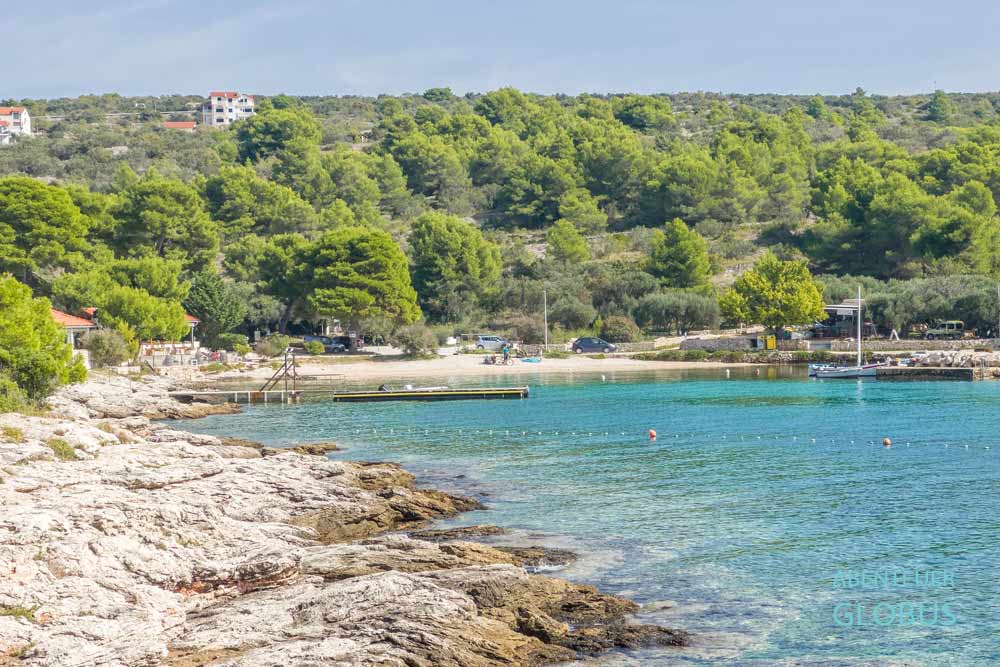 Bucht und Strand Cigrada auf der Insel Murter