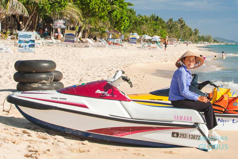 Wassersportaktivität: Jetskiverleih am Long Beach