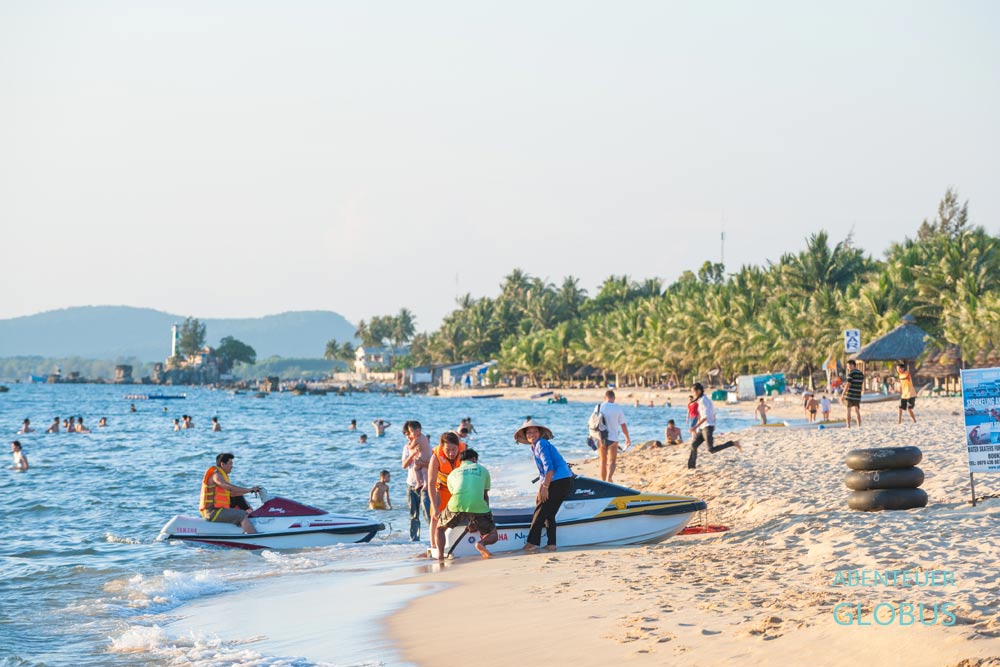 Insel Phu Quoc, Long Beach: Aktivitäten wie Jetski fahren