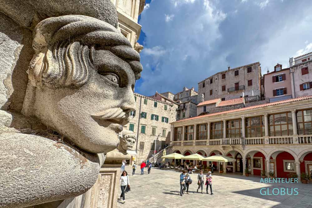 Sibenik: Stadtloggia und Rathaus