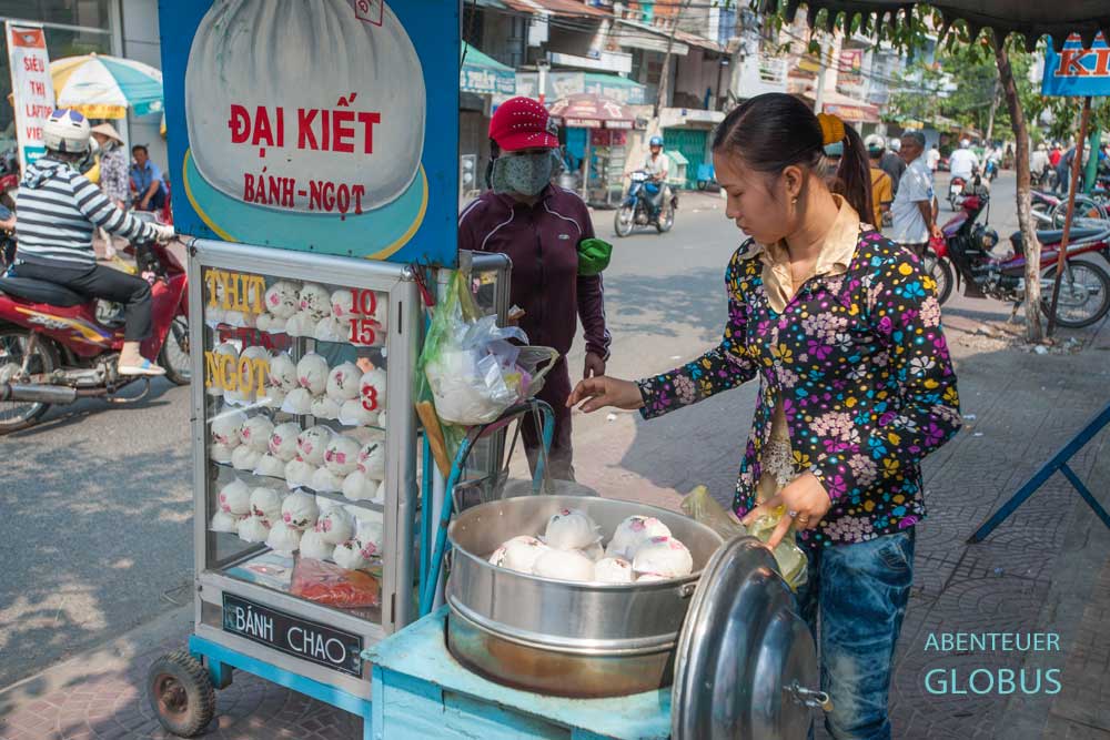 Chau Doc: Verkauf von Banh Bao, eine Art Hefekloß mit herzhafter oder süßer Füllung