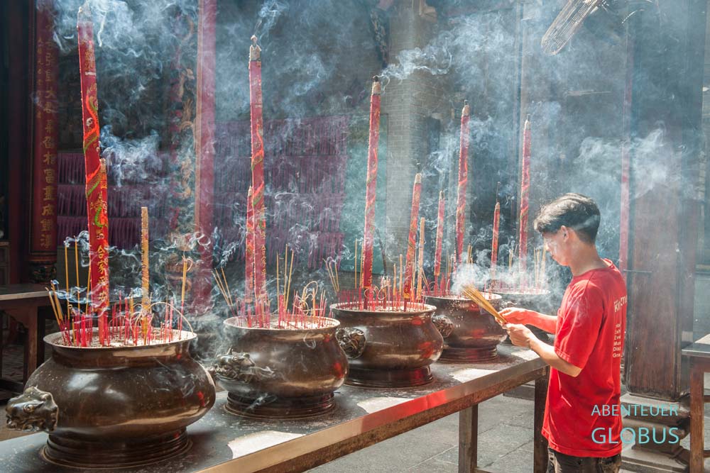 Chinatown Cholon: Räucherstäbchen in der Thien Hau Pagode