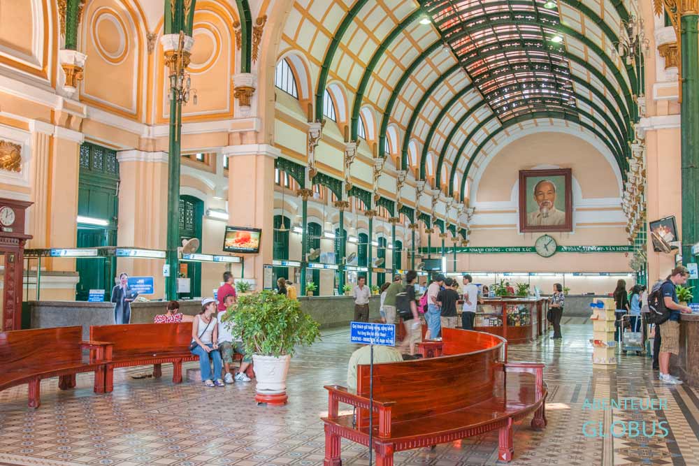 Innenraum vom Hauptpostamt (Saigon Central Post Office)