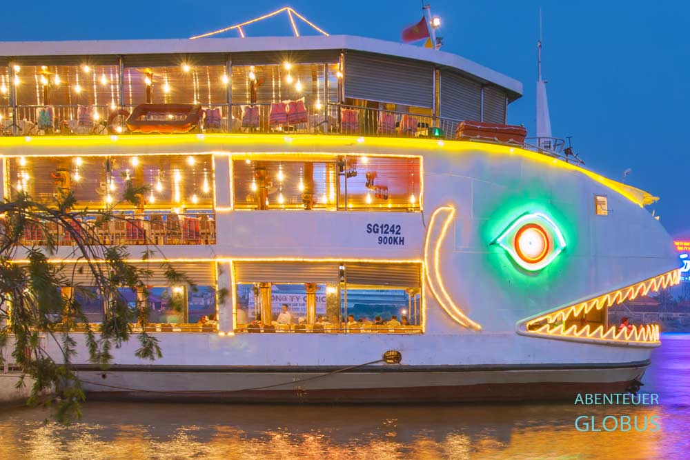 Ho Chi Minh City: Restaurant-Schiff auf dem Fluss Saigon