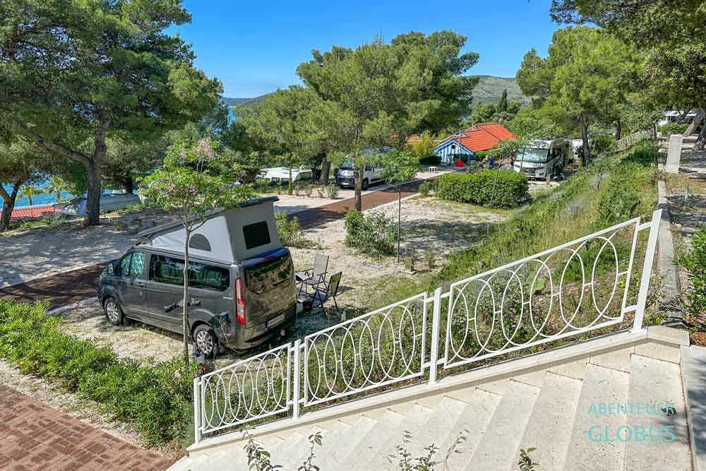 Campingplatz Amadria Park Camping Trogir: Stellplätze auf mehreren Ebenen