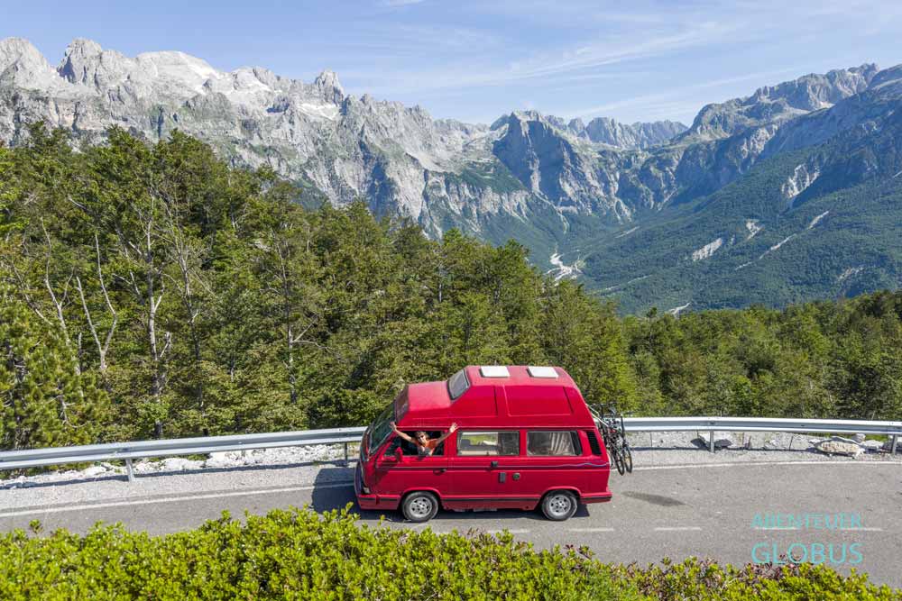 Anreise nach Theth in den Nationalpark Albanische Alpen, Bergpanorama Majat e Shales