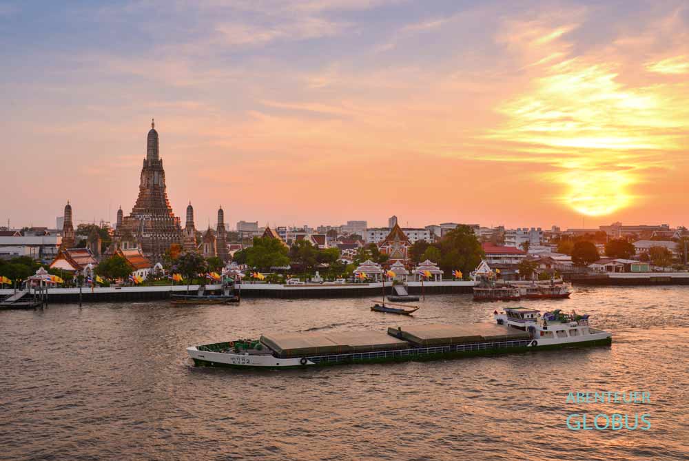 Wat Arun zum Sonnenuntergang in Bangkok