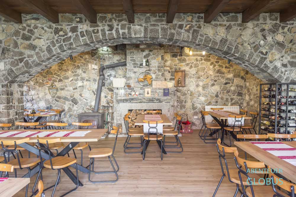 Restaurant des Gästehauses Bujtina Lepushe