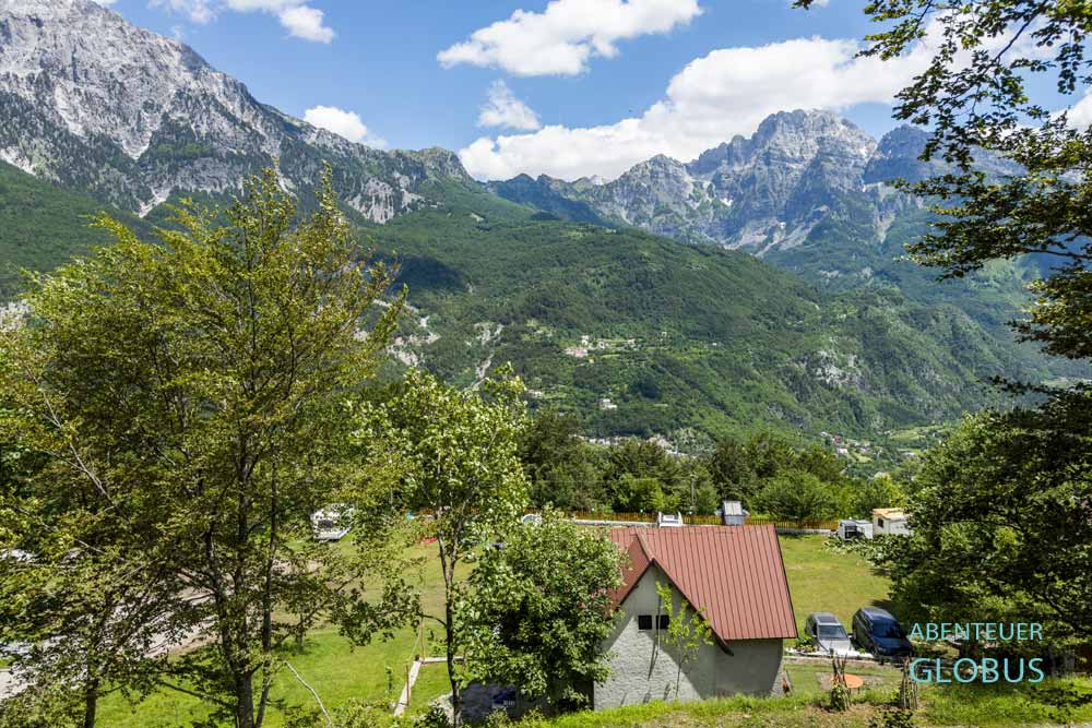 Campingplatz Freskia kurz vor Theth in den Albanischen Alpen