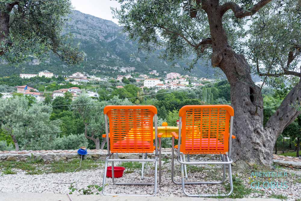 Kleinstadt Kruja: Campingplatz Mali Camping Kruja mit Bergblick