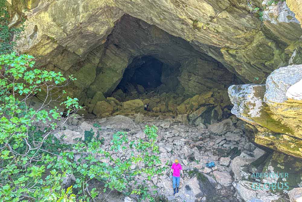 Aktivitäten in Rijeka Crnojevica: Wandern zur Obod Höhle, Eingang