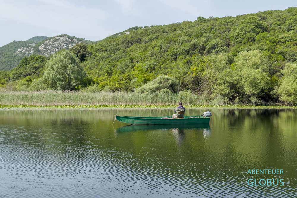Bootstour auf dem Skadarsee: Angler am Morgen