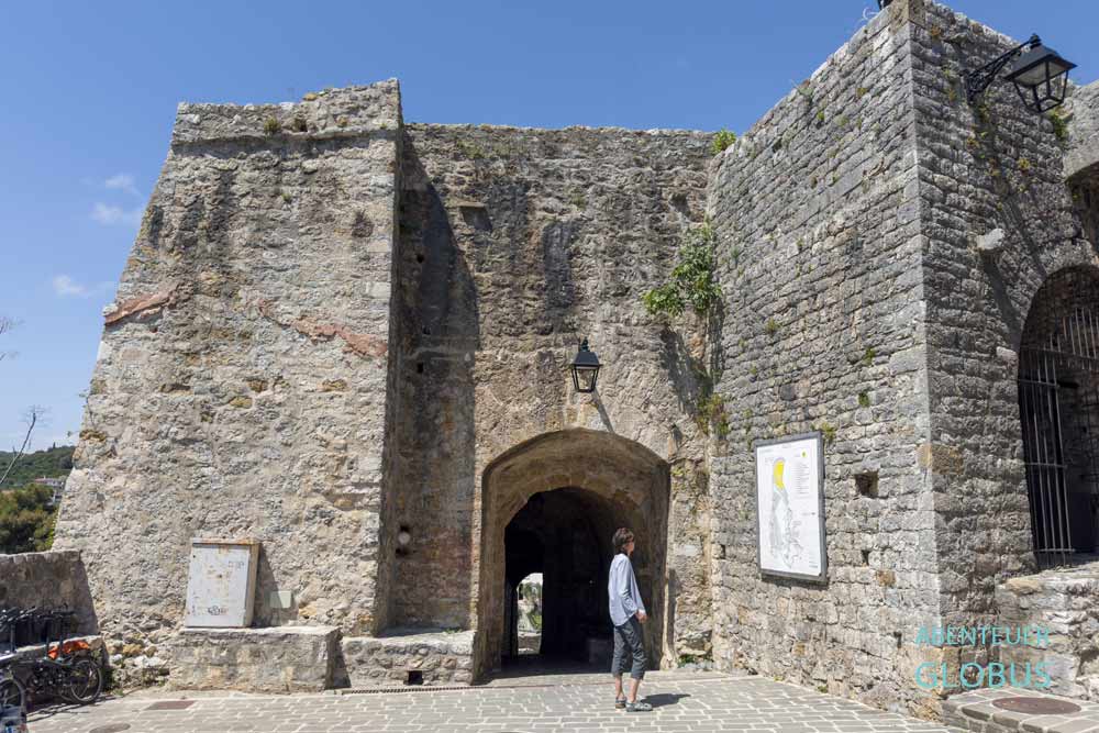 Ulcinj, Altstadt Stari Grad: Nordtor (Landtor)