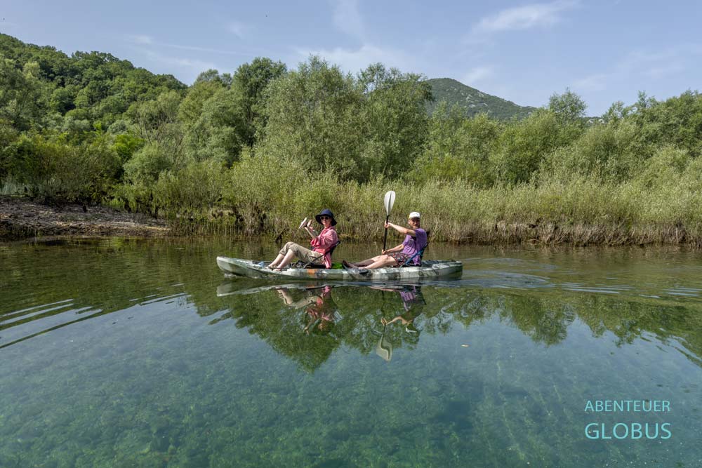 Aktivitäten in Virpazar: Kajaktour auf dem Skutarisee