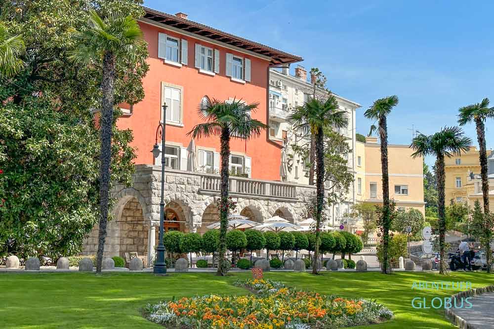 Unterkünfte in Opatija in der Kvarner Bucht: Amadria Park Hotel Sveti Jakov am St. Jakobspark