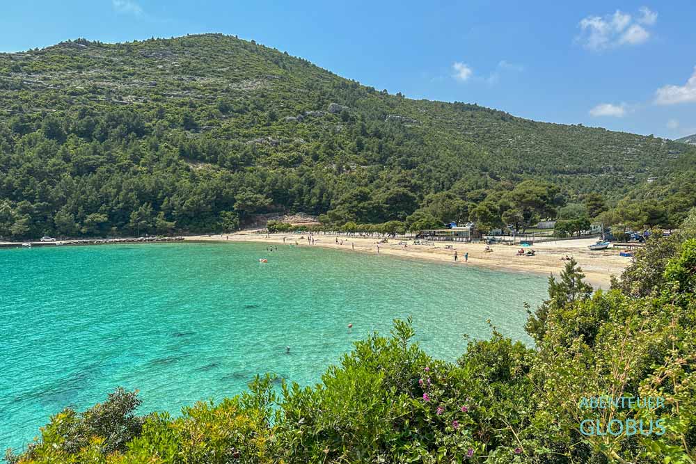 Feinster Sand am Strand von Prapratno auf der Halbinsel Peljesac  
