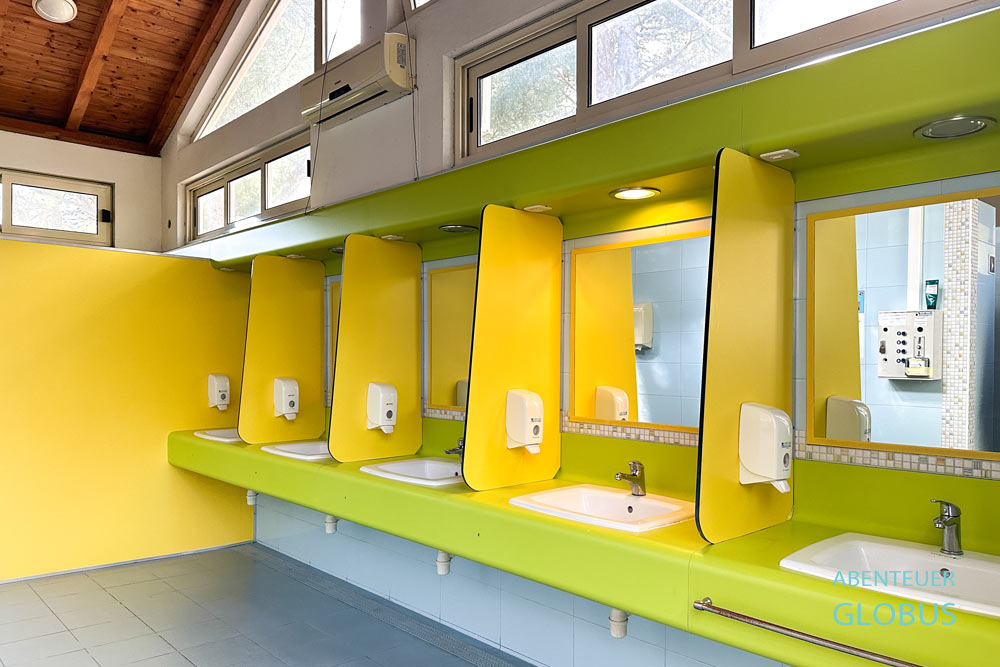 Split: Sanitäranlagen im Campingplatz Camping Stobrec Split