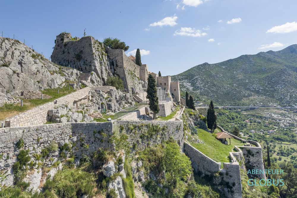 Festung Klis oberhalb des Ortes Klis