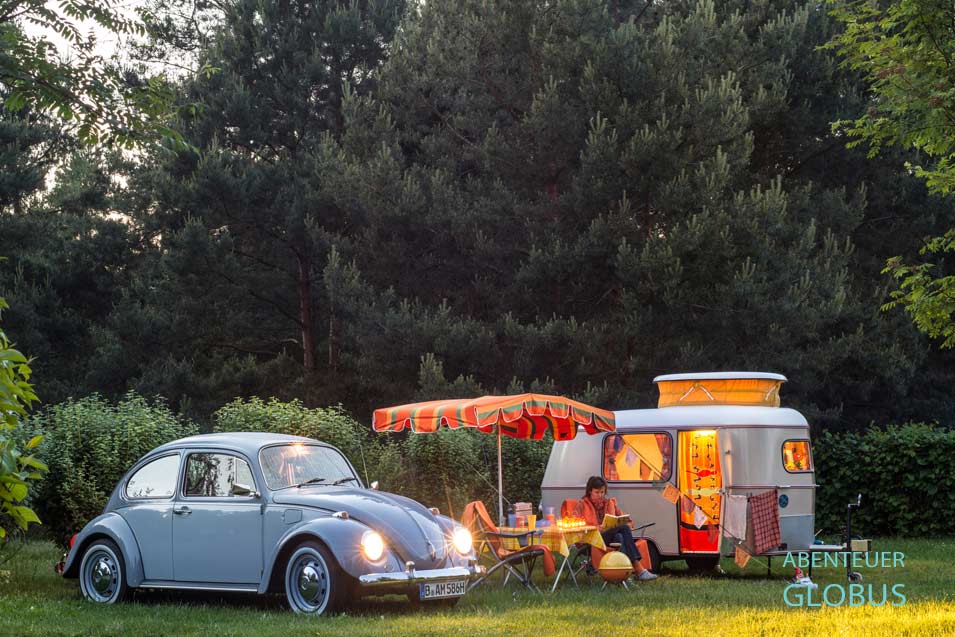 Eriba Puck und VW Käfer 1200 im Spreewald