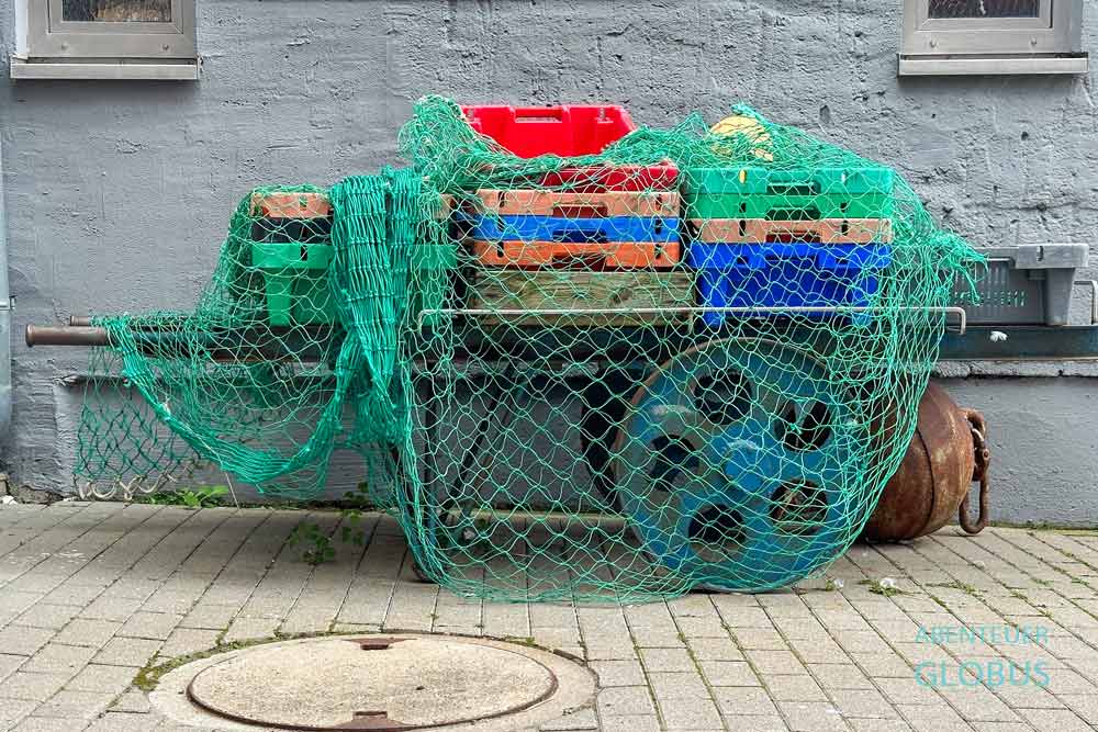 Stadthafen in Sassnitz: Fischereizubehör