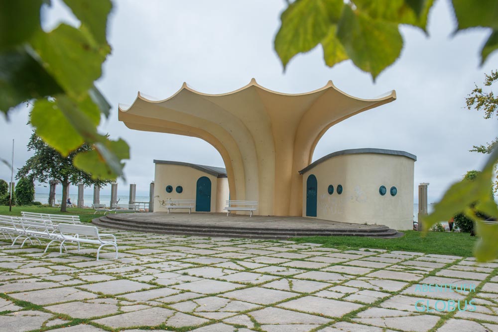 Kurplatz mit Musikpavillon, auch Kurmuschel genannt