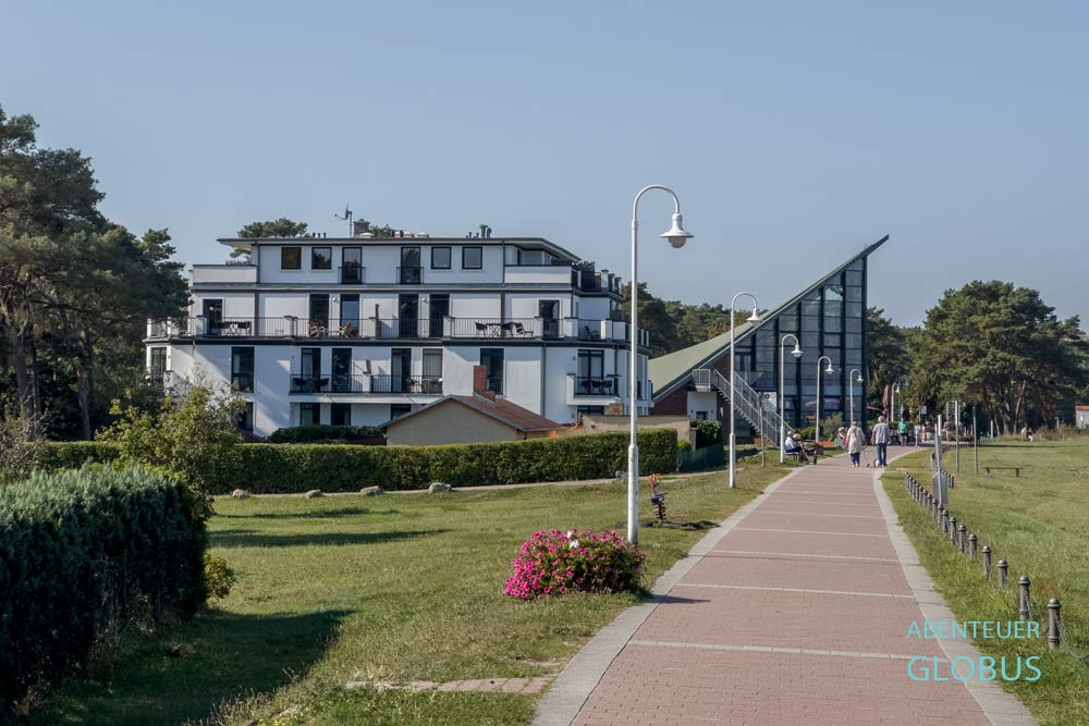 Übernachten in Glowe, Rügen: Aparthotel Ostseeperle und Restaurant an der Strandpromenade