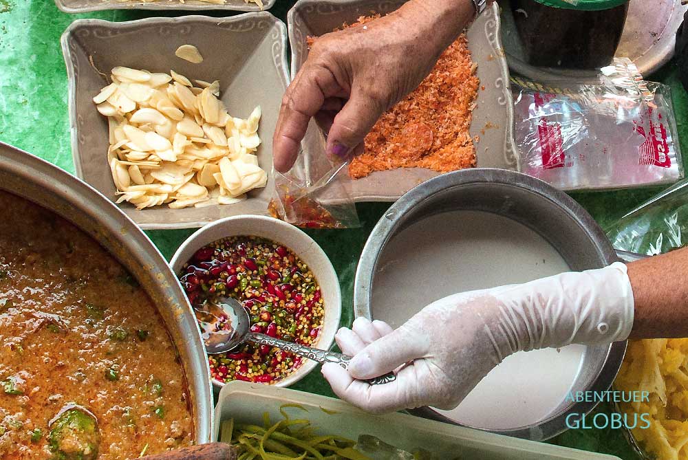 Prik Nam Pla, Thai-Sauce mit Chilis, Knoblauch und Fischsauce