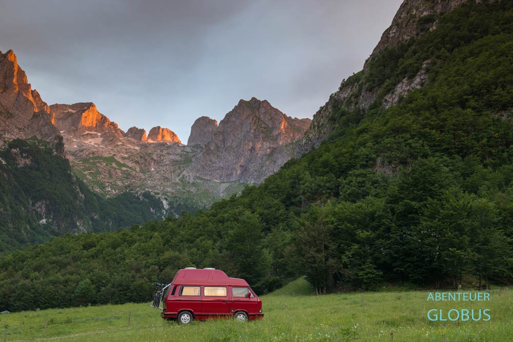 Nationalpark Prokletije, Grebaje-Tal: Abendstimmung