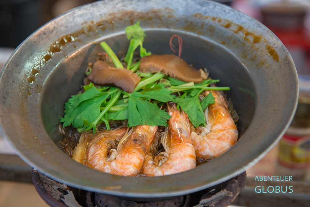 Seafood auf dem Lard Yai Sunday Night Market in der Thalang Road