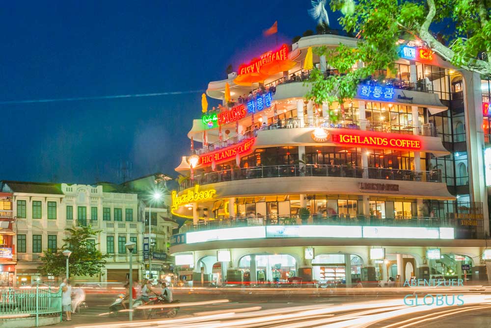 Coffee House am Hoan Kiem See in Hanoi