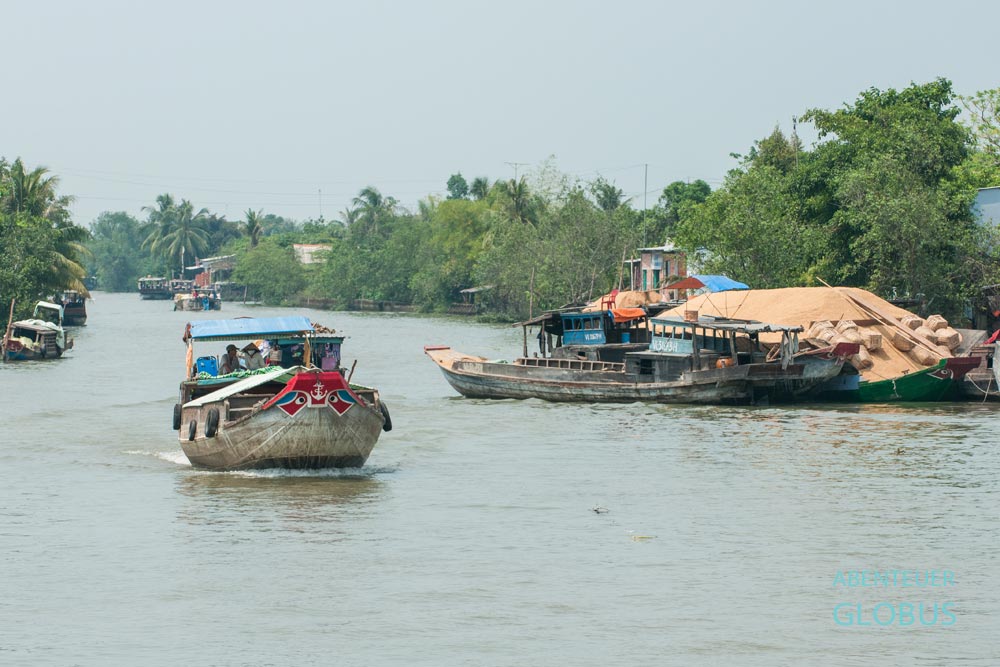 Mekong-Delta bei Vinh Long: Wasserstraßen als Transportwege