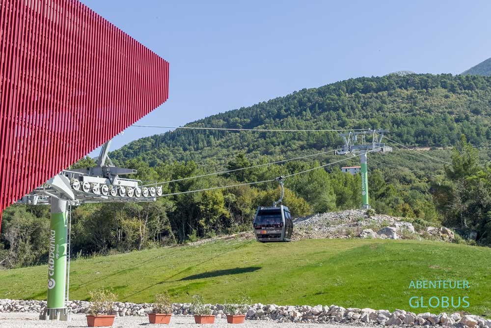 Seilbahn Kotor Cable Car: von der Kotor-Bucht ins Lovcen-Gebirge mit dem Nationalpark Lovcen