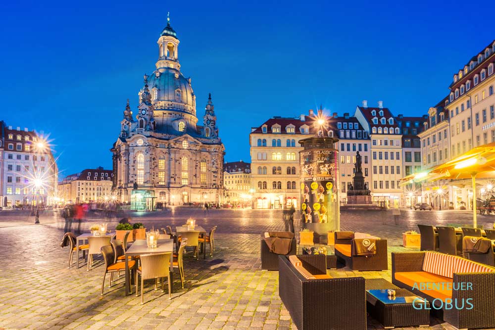 Illuminierte Dresdner Altstadt: Frauenkirche am Neumarkt