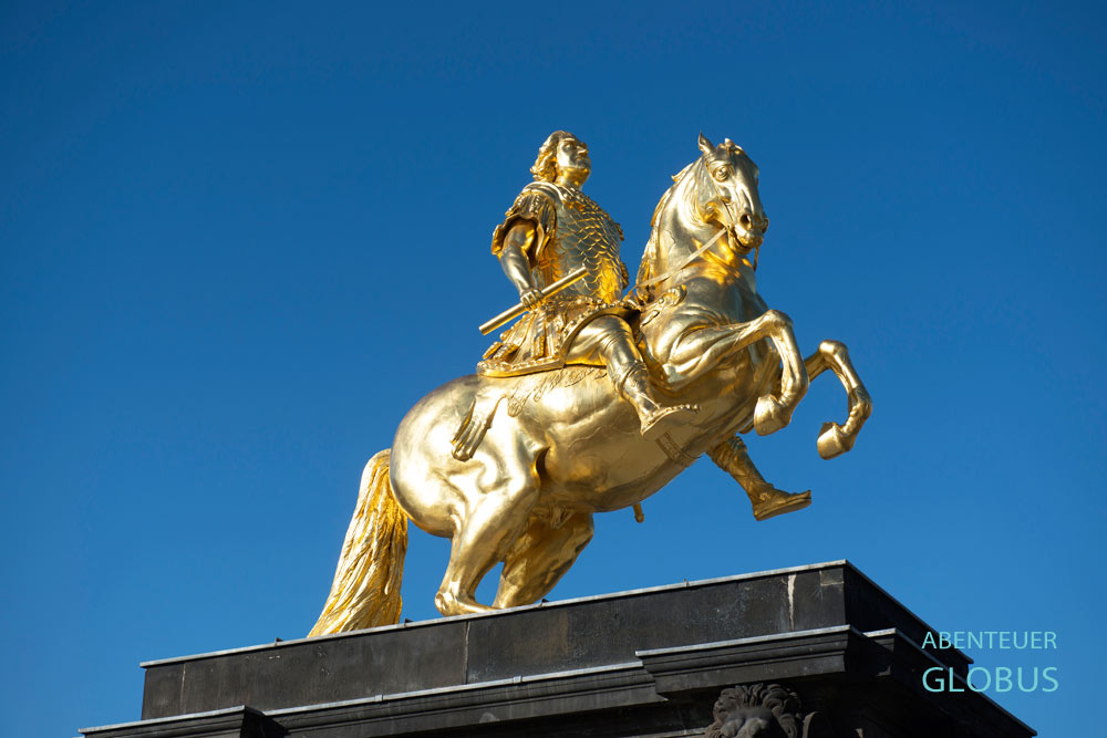 Dresdner Neustadt: Goldener Reiter, Standbild des sächsischen Kurfürsten und polnischen König Friedrich August I., bekannt als August der Starke, am Neustädter Markt