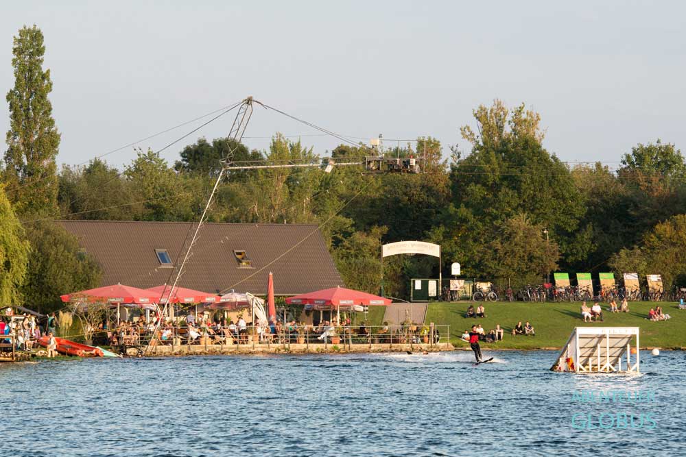 Aktivitäten in Lepzig: Wasserski- und Wakeboard-Anlage am Kulkwitzer See