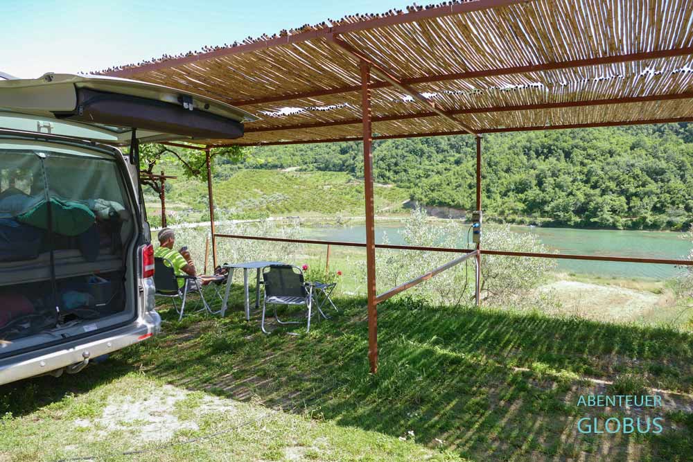 Campingplatz bei Tirana: Camping Tirana am Kusit See