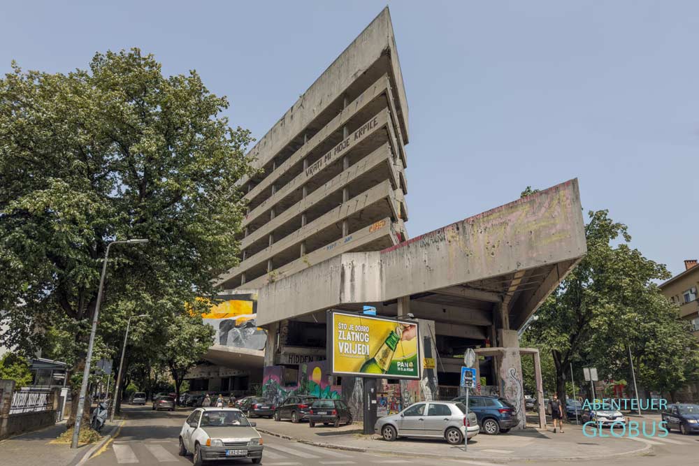 Sniper Tower: einst Gebäude der Ljubljanska Banka, im Bosnienkrieg wurde er zum Scharfschützenturm