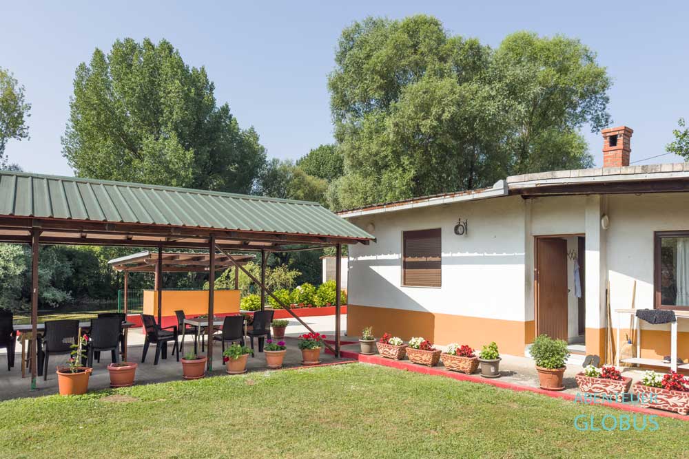 Buna: Campingplatz Auto Camping Eko