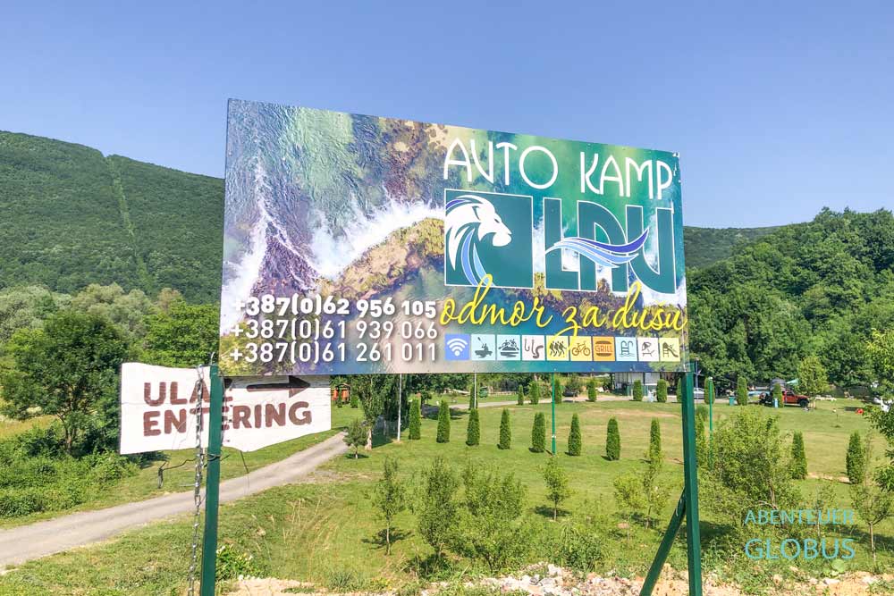 Einfahrt auf den Campingplatz Auto Camp Lav in Kulen Vakuf