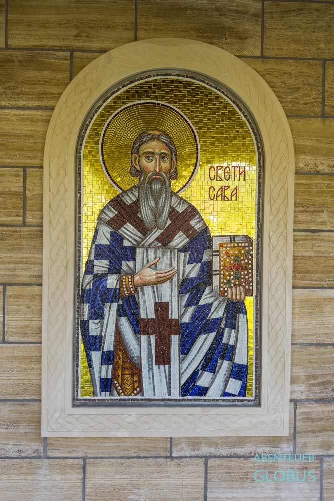 Mosaik an Außenwand am Kloster Rmanj